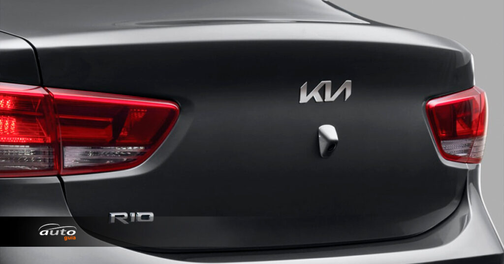 Kia-Rio-Sedán-2022-01